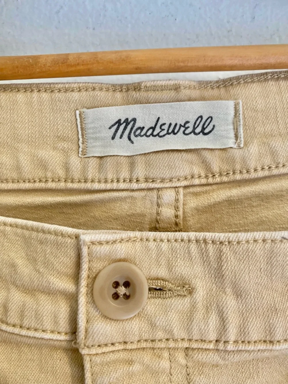 Madewell Beige High-Rise Shorts - Picture 4 of 5